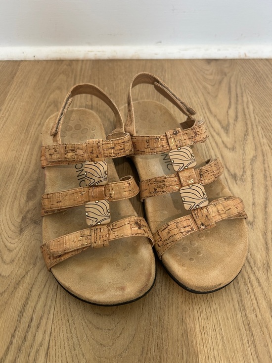 Vionic Shoes - Vionic Amber‎ Cork Sandals Size 7